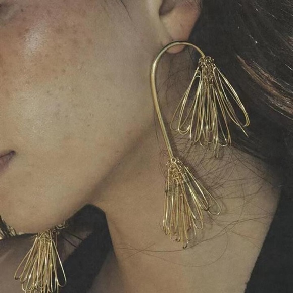 2/$30🌵 Gold Tone Wire Dangle Flower Petals Earrings Delicate Statement Boho NEW - Picture 4 of 11